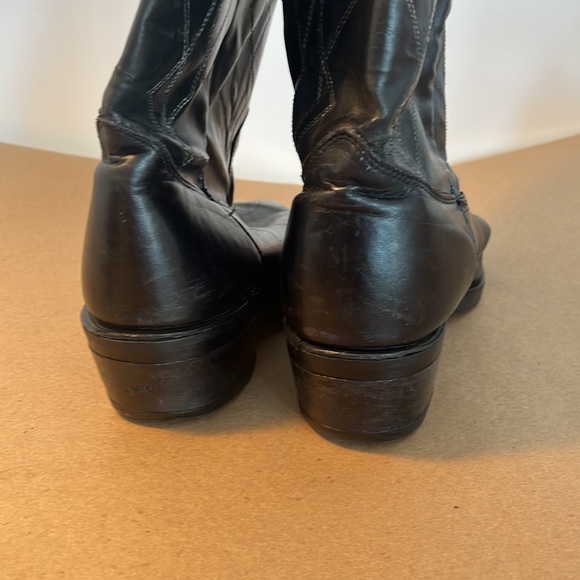 Texas boot Co black boots with vibram soles - Picture 6 of 9